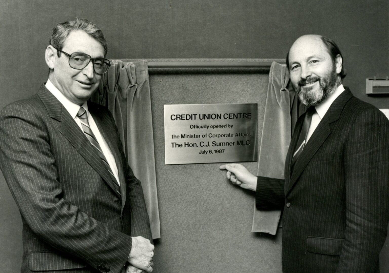 Chair of the Credit Union Association of South Australia, John Feetham, left, with Chris Sumner MP, opening the Credit Union Centre in Adelaide, July 6, 1987
